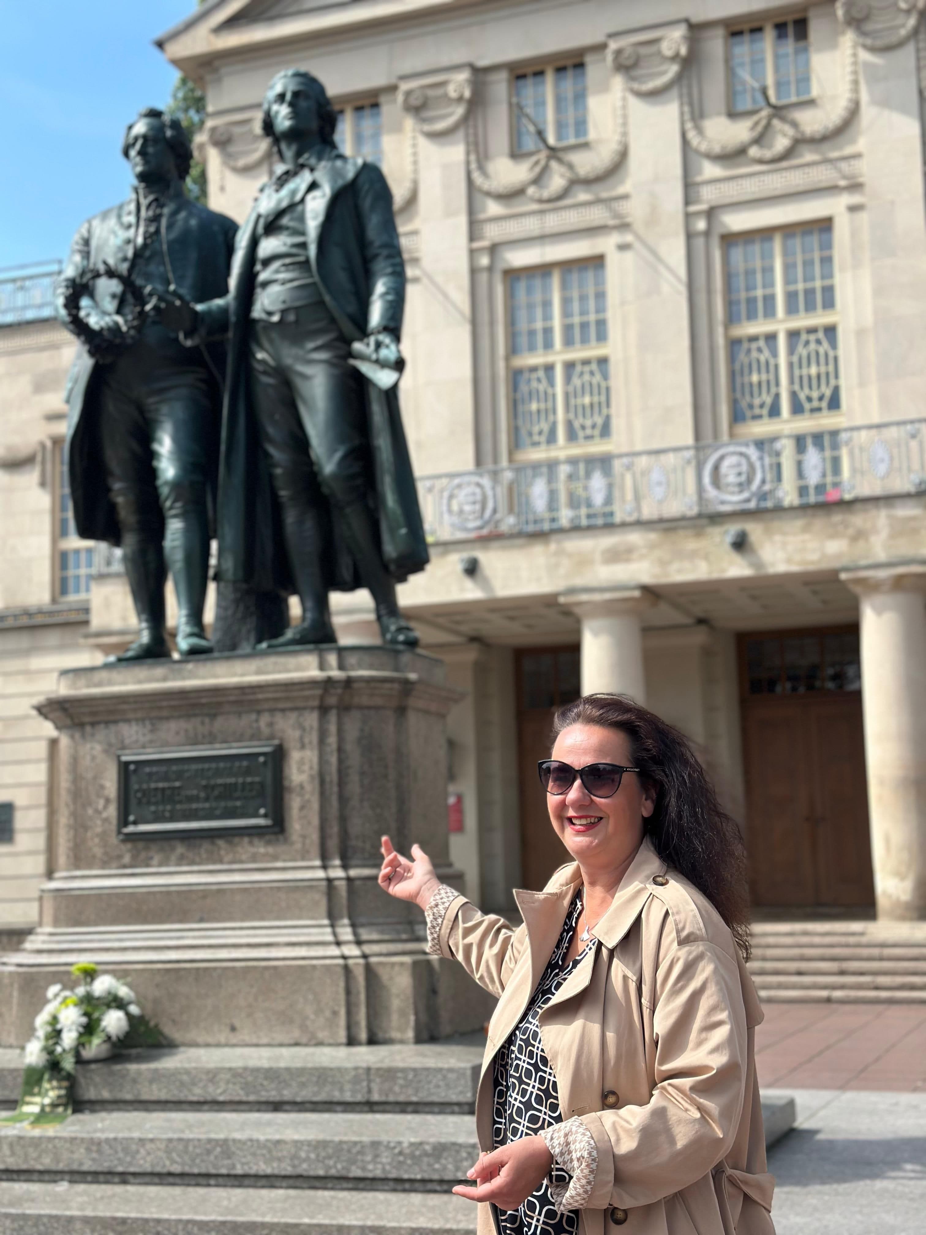Ulrike Menchén als persönliche Stadtführerin in Weimar